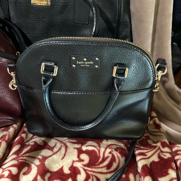 Bundle of Kate Spade. As is but minimal wear seven (7) bags - Picture 10 of 15